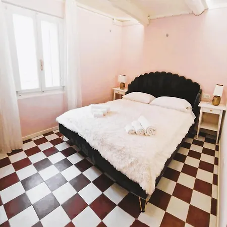 Apartamento Cavour 80 *